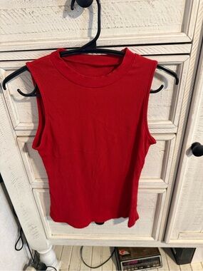 Sleeveless Rib Knit Tank Top - Red